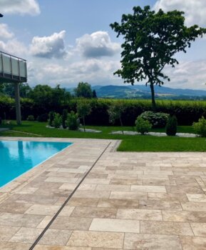 Bodenplatten Granit Bergama Grey